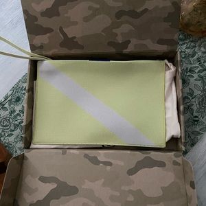 Rothys Light Lime Essential Pouch